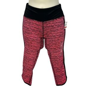 Material Girl Active Flashmode Pattern Capri Legging - Pink Black